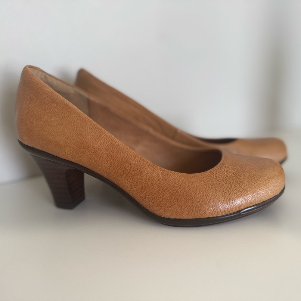 Sofft Velma Pumps size 6
